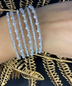 Bratara cu perle si strasuri