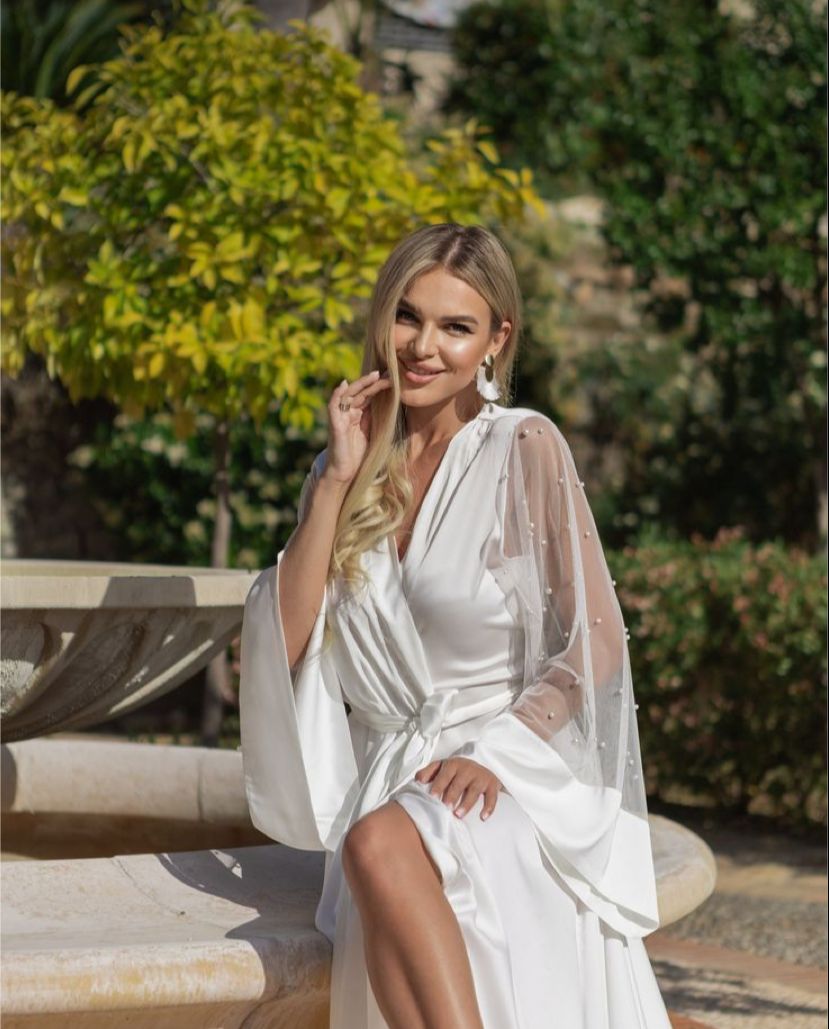 Halat maneca tull si perle