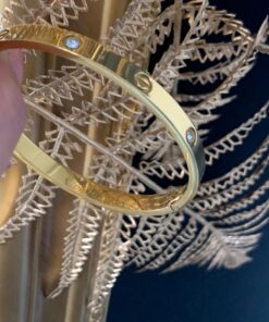 Bratara aurie cu pietre din zirconiu