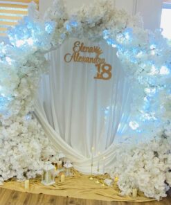 Alternative view of Set arcade semiluna flori de cires