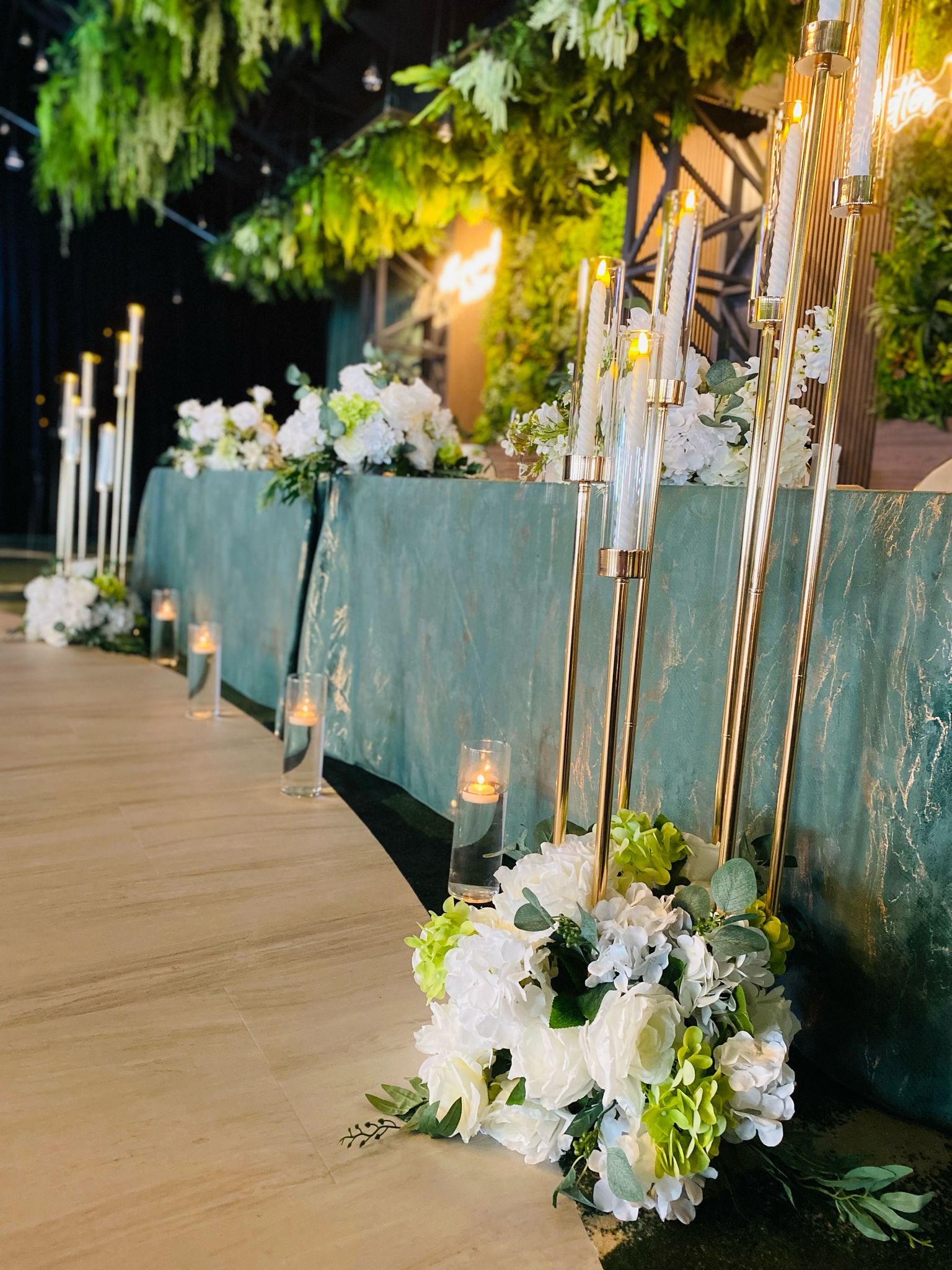 Decor prezidiu white - imagine 2